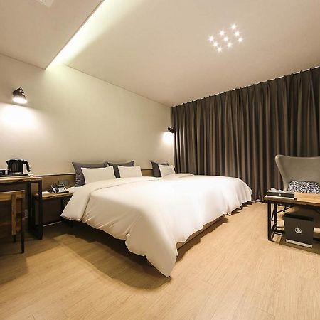 Yeoubi Hotel Ulsan Bagian luar foto