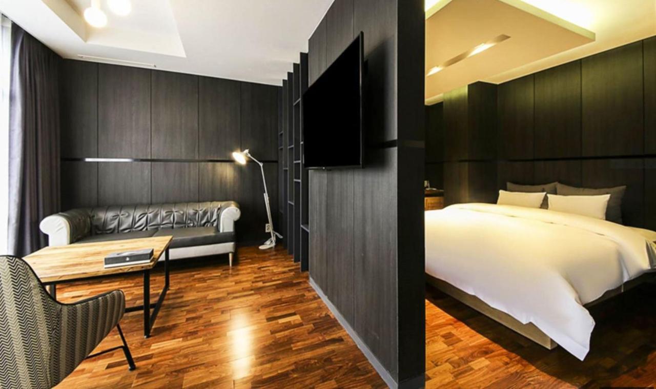 Yeoubi Hotel Ulsan Bagian luar foto
