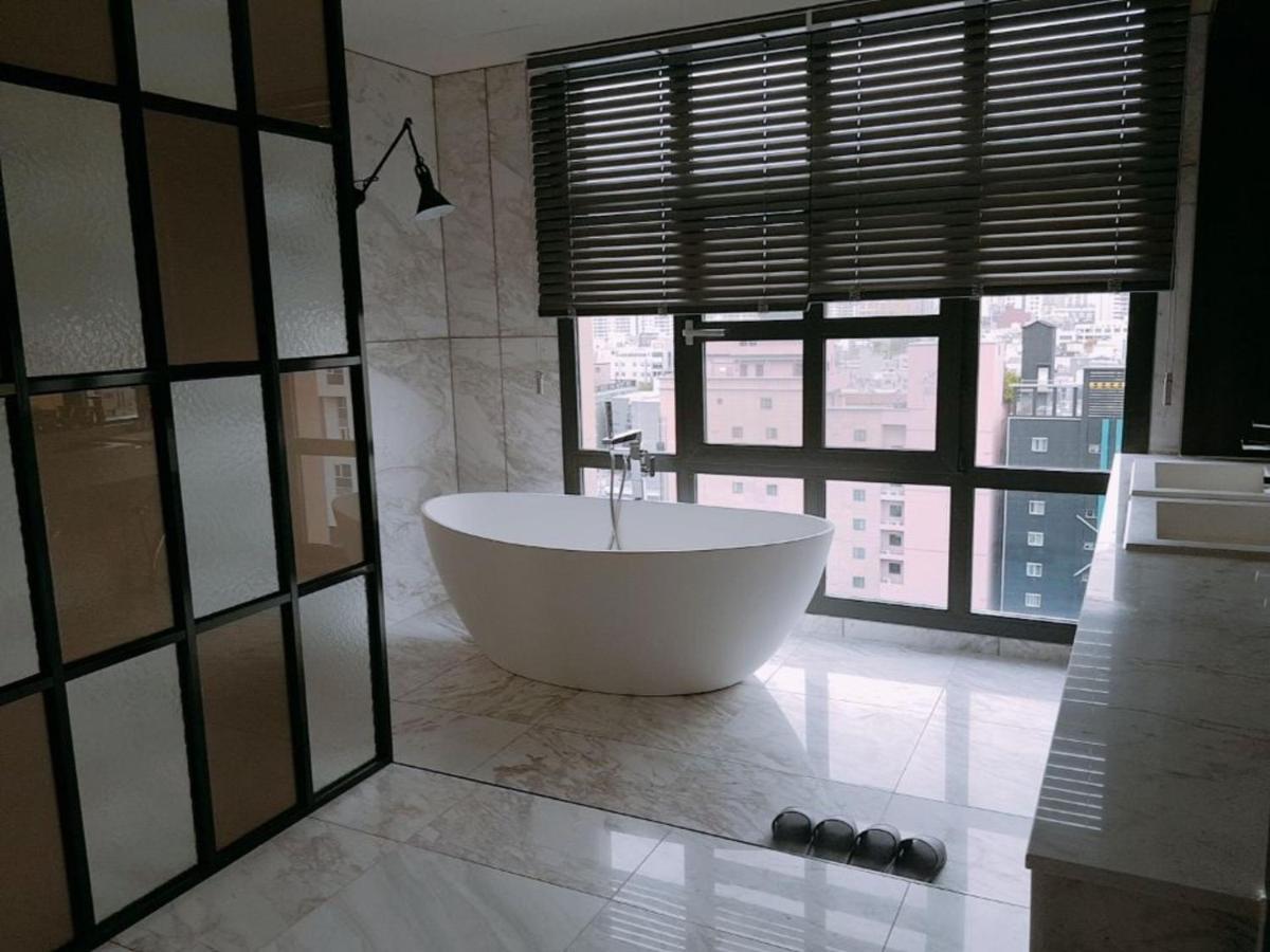 Yeoubi Hotel Ulsan Bagian luar foto