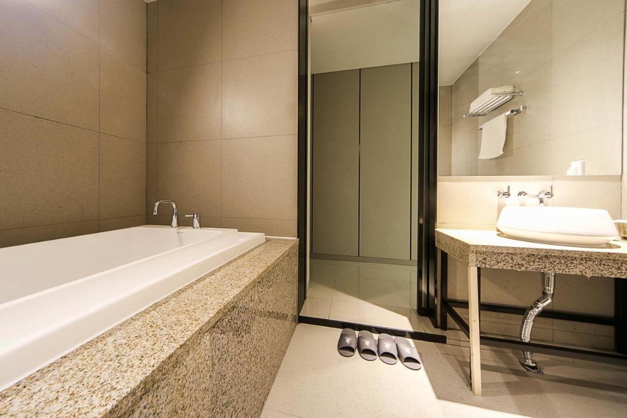 Yeoubi Hotel Ulsan Bagian luar foto