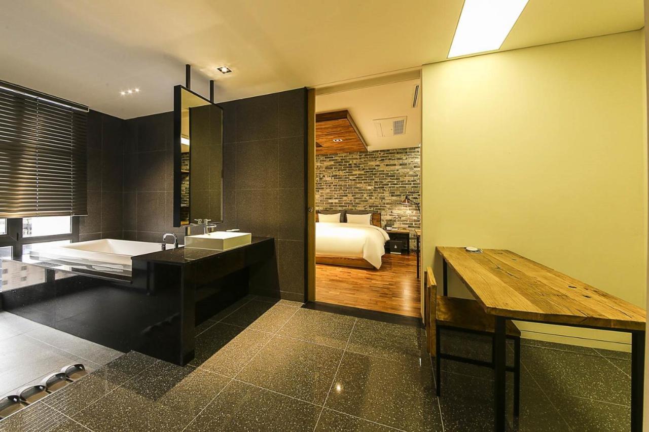 Yeoubi Hotel Ulsan Bagian luar foto